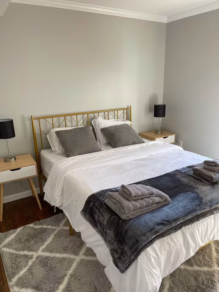 Amazing 4 bed/3 bath Apt 20 mins from Time Square