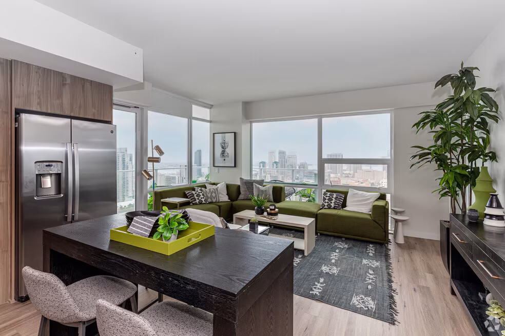 Skyline Heights Apartment