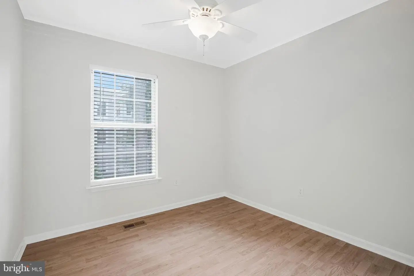 714 Lions Gate Ln, Brickell,